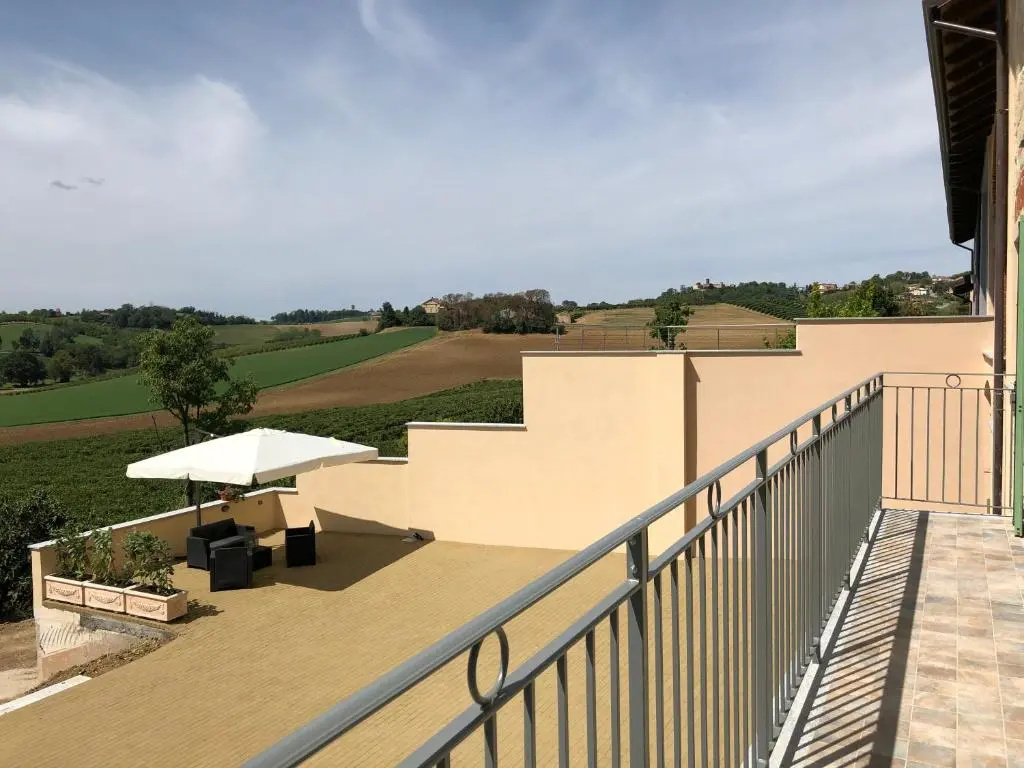 Standard Double room with balcony (full double bed)