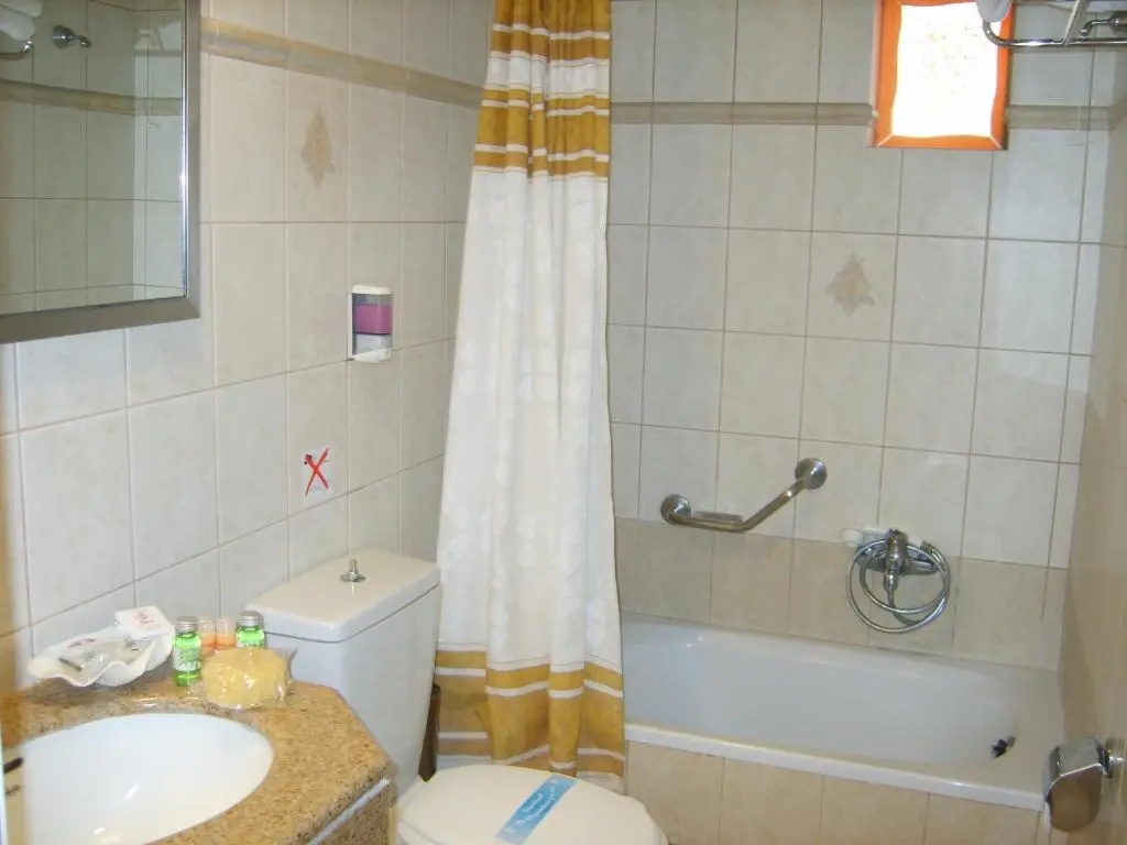 Paradise Lost Hotel-Apartments - Chambres