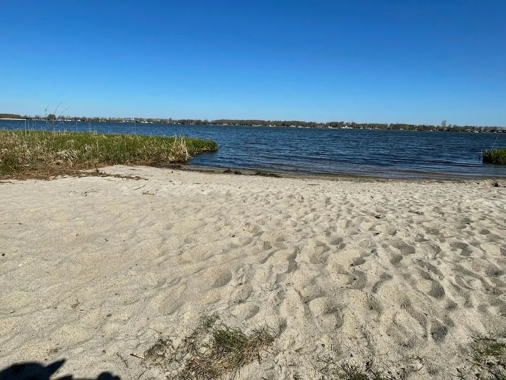 Beach & Waterfront