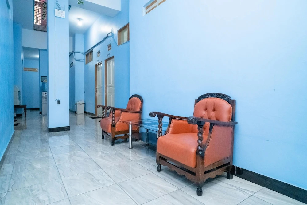 RedDoorz Syariah near Taman Siring 2 - фото 14