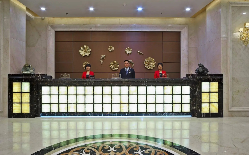 Dandong Riverside International Hotel
