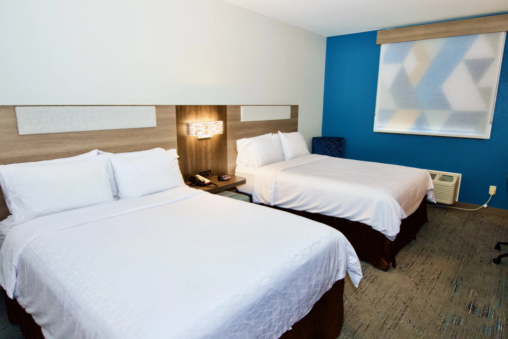 Holiday Inn Express Hotel and Suites St. Charles by IHG - Général