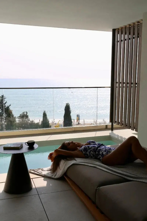 Standard Double room with balcony and beachfront (full double bed)