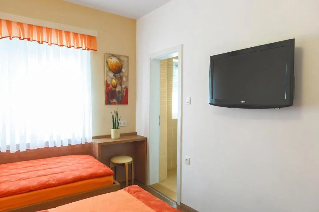 Guesthouse Opara - Chambres
