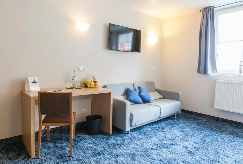 Superior Double room (full double bed)