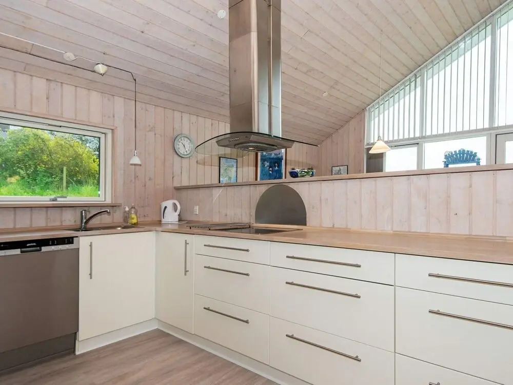 6 Person Holiday Home in Ebeltoft - фото 13