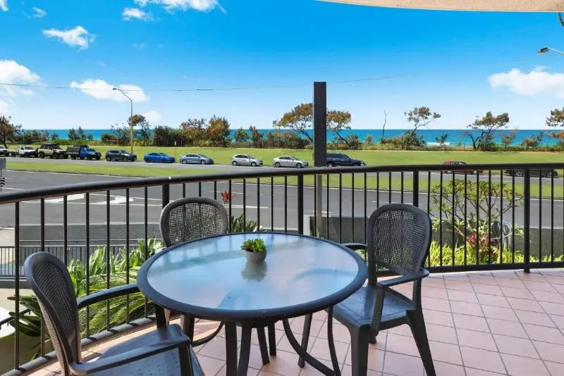 1 Bedroom Apartment with balcony