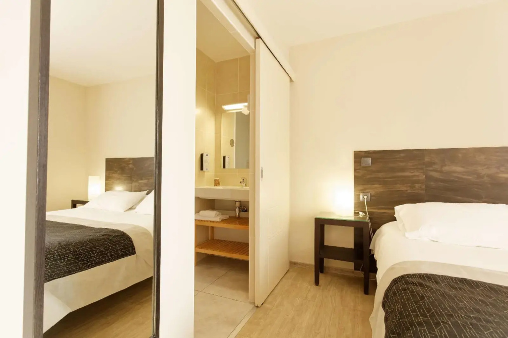 Hotel photo 27