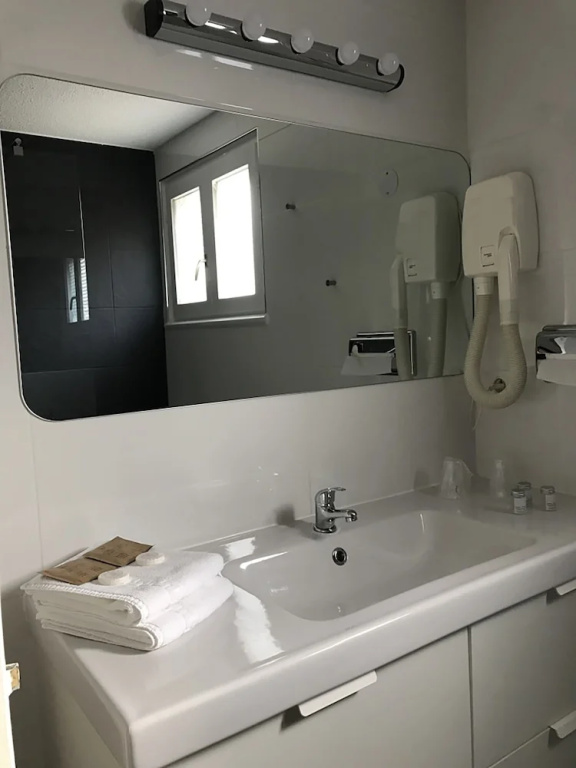 Standard Basement room