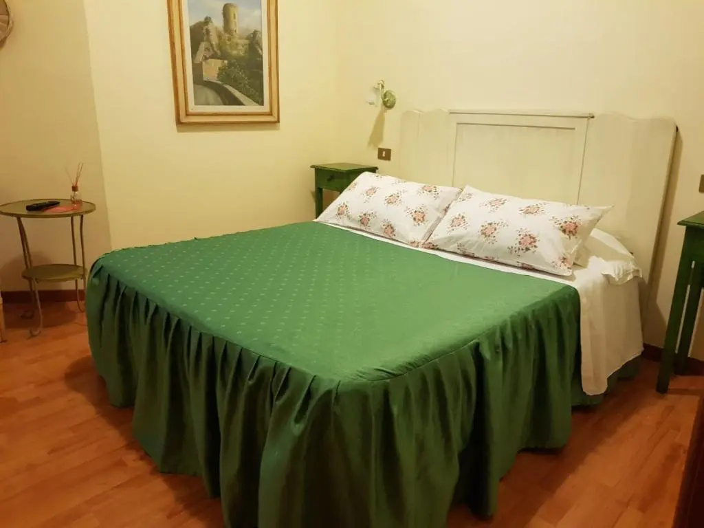 Standard Double room (full double bed)