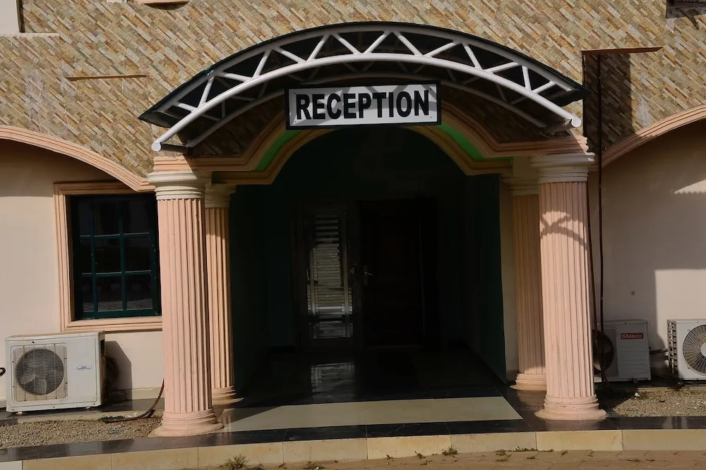 Chimcherry Hotel Limited — фото