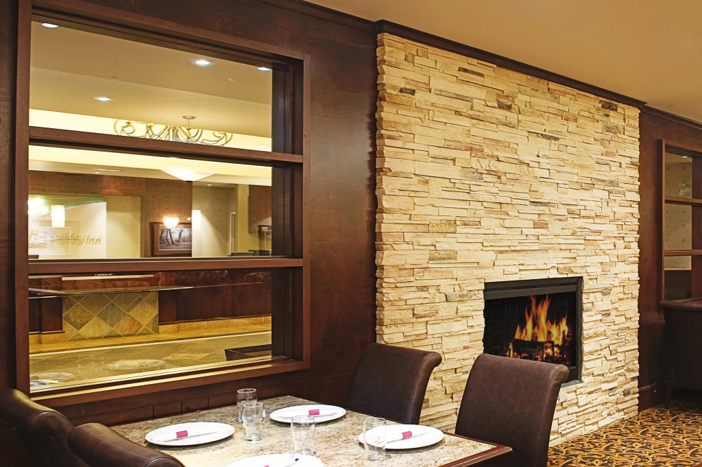 Holiday Inn Hotel & Suites Lloydminster by IHG - Général