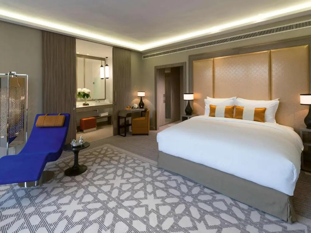 Deluxe Double room with garden view (full double bed)