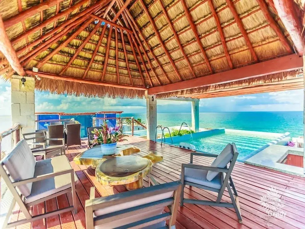 Deep Blue Condos - Entire