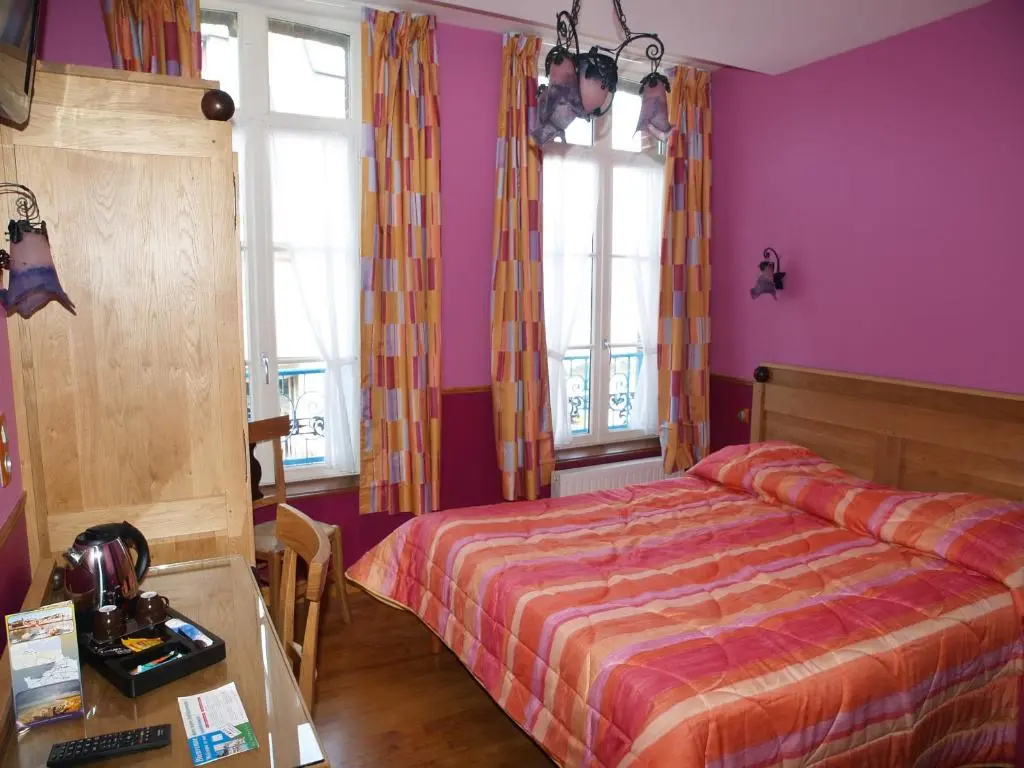 Superior Double room (full double bed)