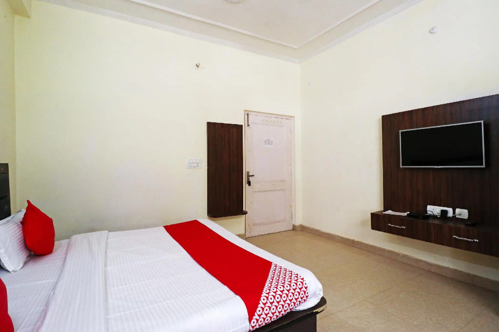 Classic Double room full double bed