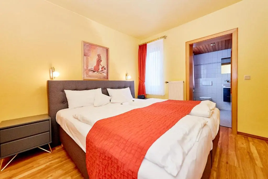 Gast-und Weinhaus Burkard - Chambres