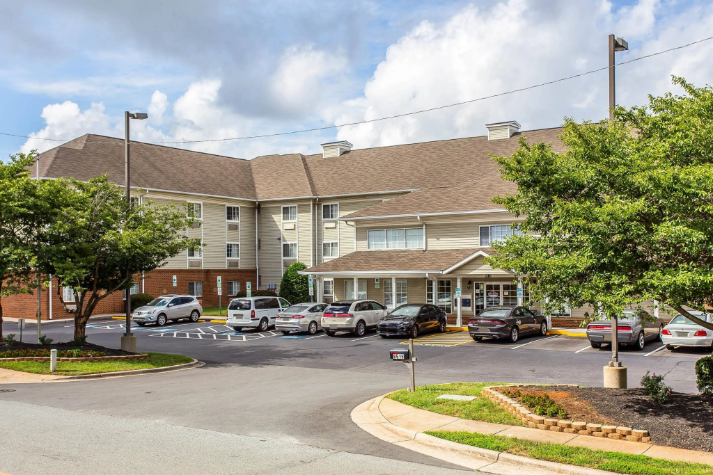 Suburban Studios near University of North Carolina-Charlotte