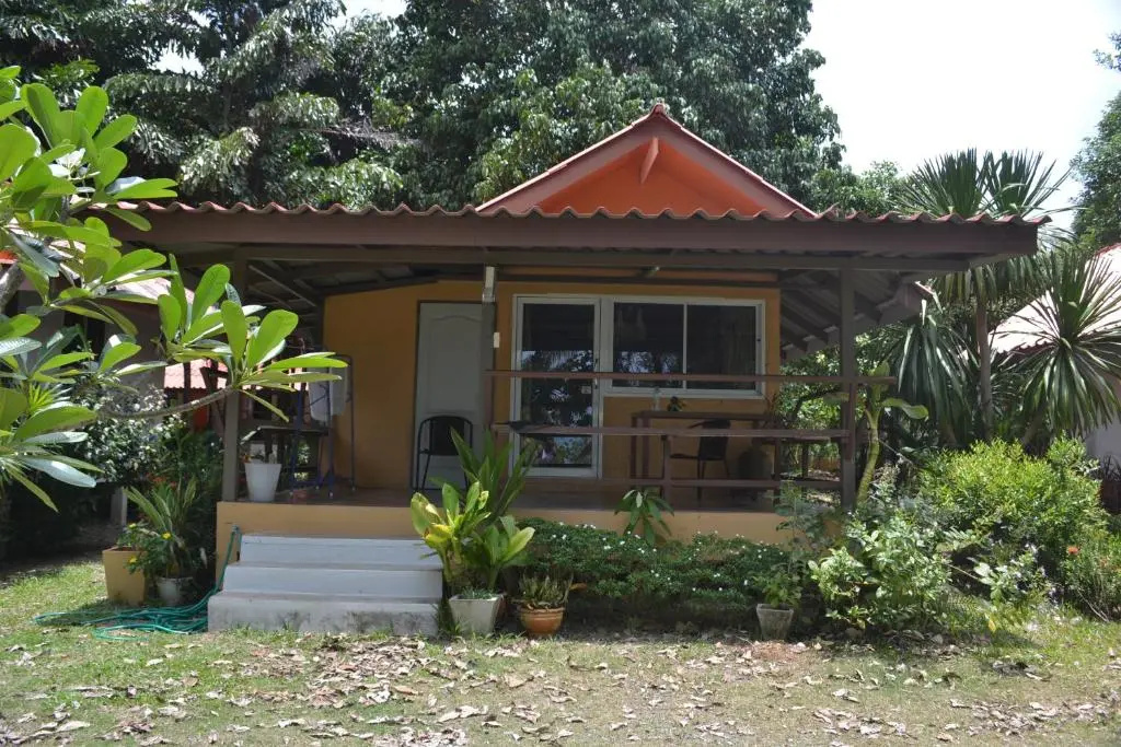 Bungalow with sea view