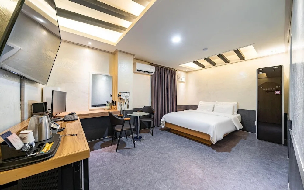 Hotel photo 28