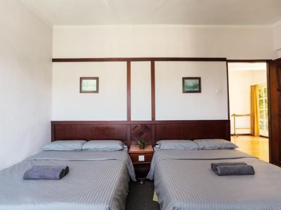Parkland Apartment
