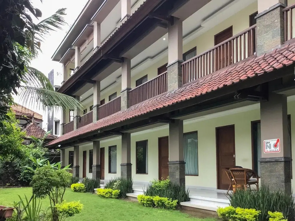 Pondok Mesari Padma Legian RedPartner