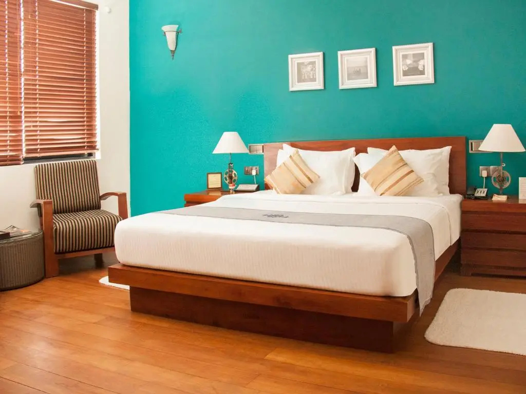 Superior Double room (full double bed)