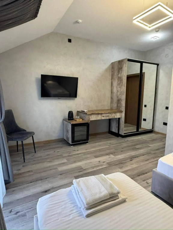 Double Suite with balcony (twin beds)