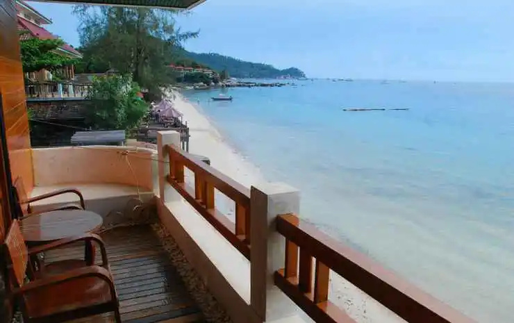 Beach & Waterfront