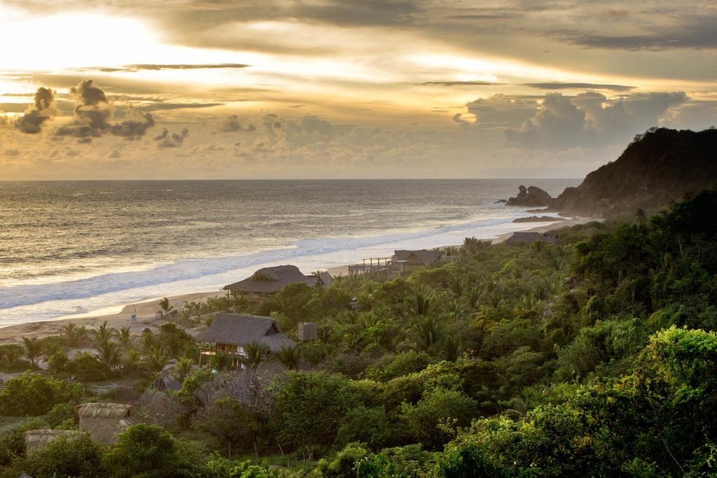 Beach & Waterfront