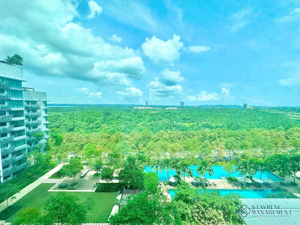 Iskandar Residences By Stayrene