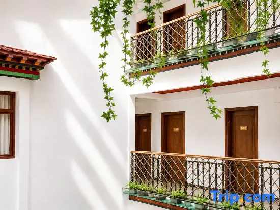 Puxin Fuyang · Scenic Homestay (Lhasa Potala Palace Barkhor Street)