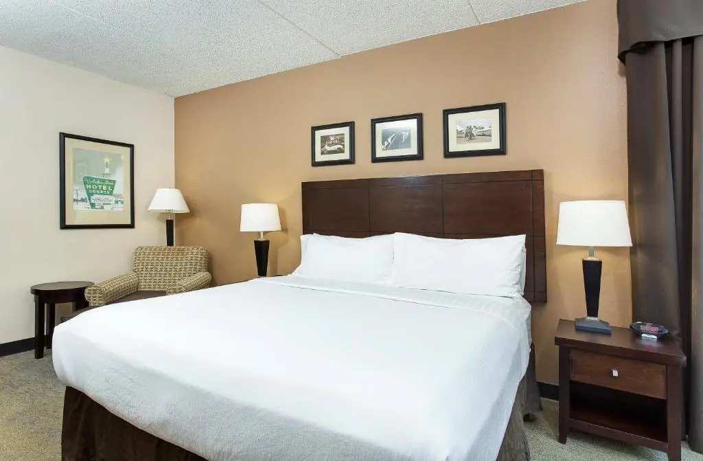 Holiday Inn Louisville Airport - Fair/Expo by IHG - Chambres