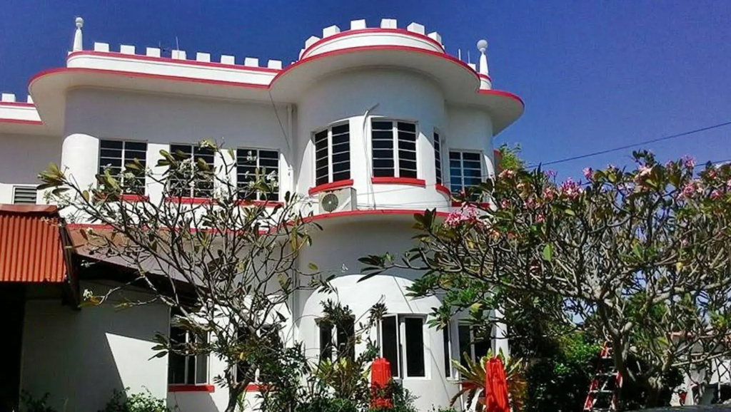 Shah's Beach Resort