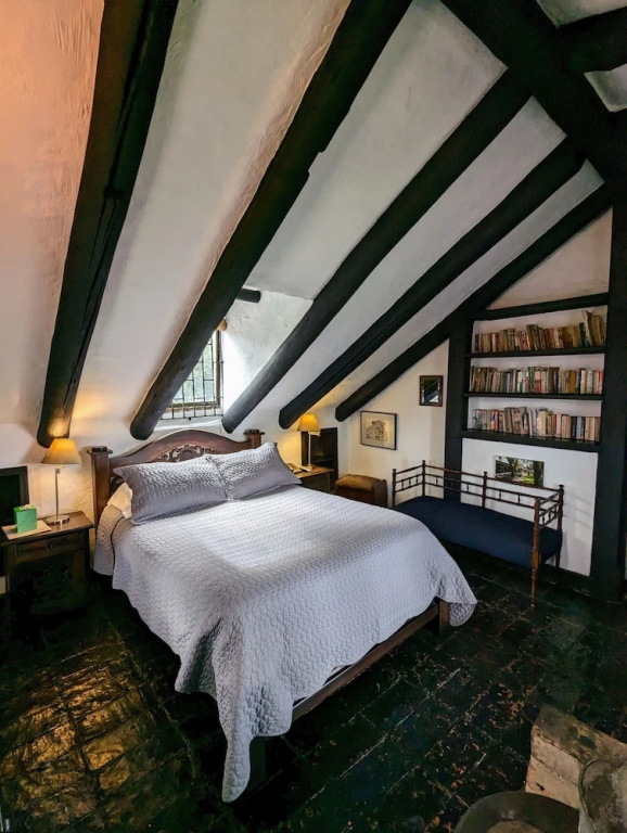 Comfort room