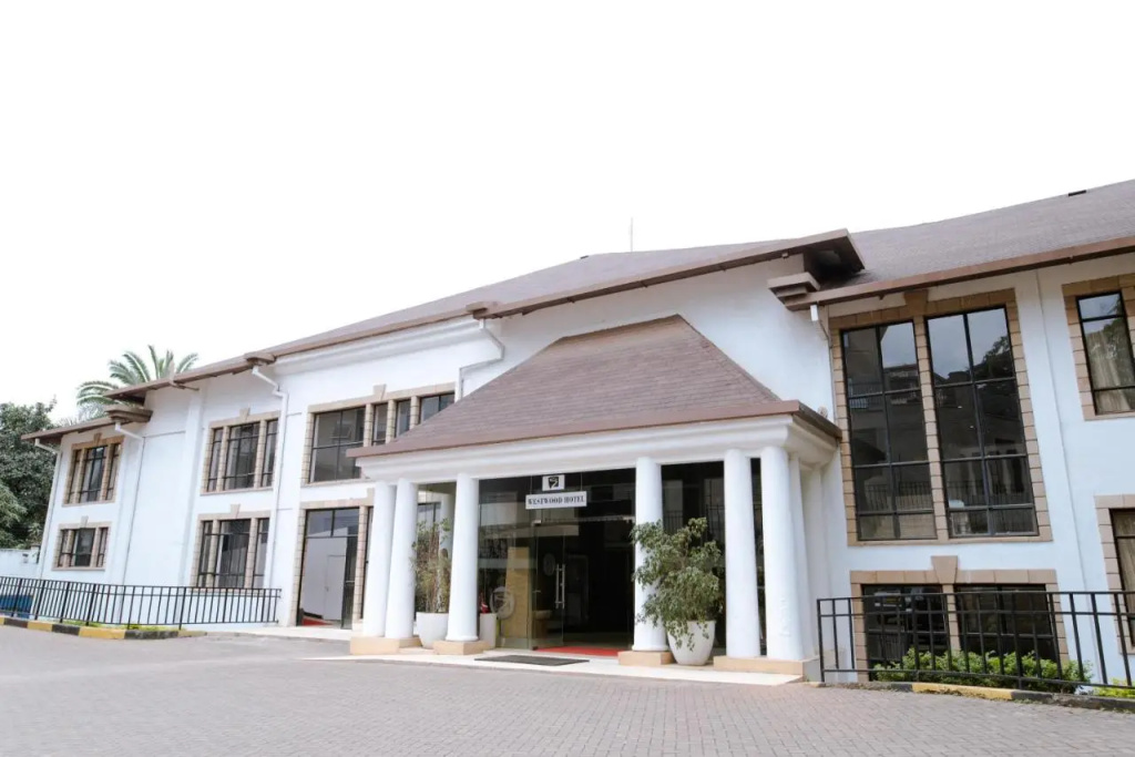 West Wood Hotel