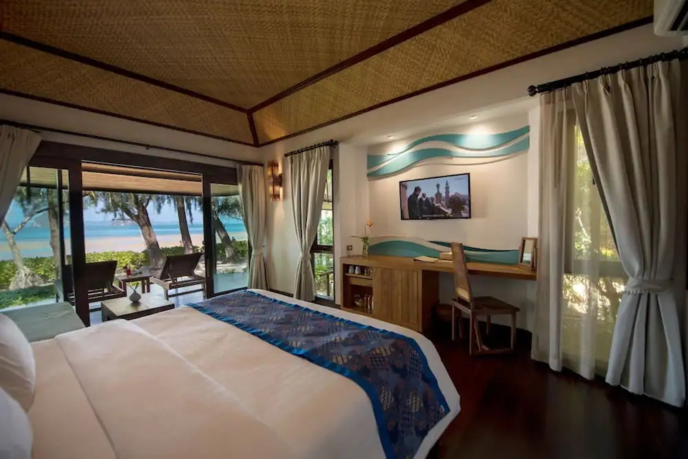 Коттедж Deluxe с балконом и рядом с пляжем в Tup Kaek Sunset Beach Resort