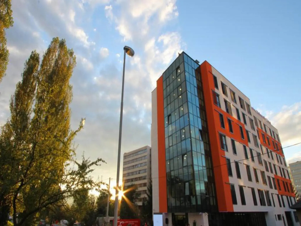 Walter Hotel