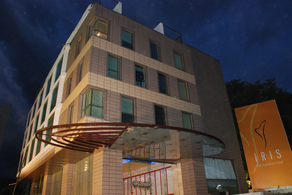 Iris Hotel