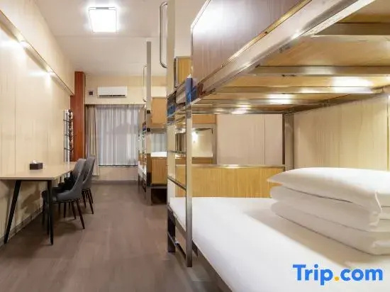 Bed in Dorm (female dorm)