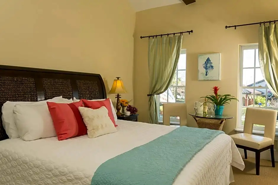 Double Studio (full double bed)