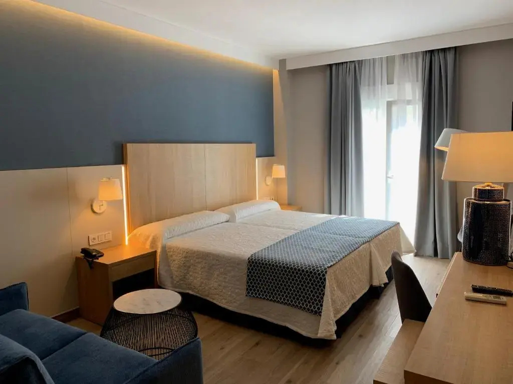 Superior Double room (full double bed)