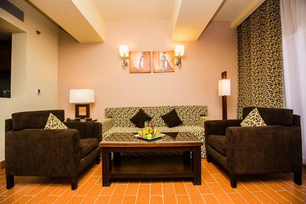 Lobby & Reception