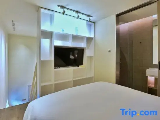 Standard Family Duplex room with courtyard view