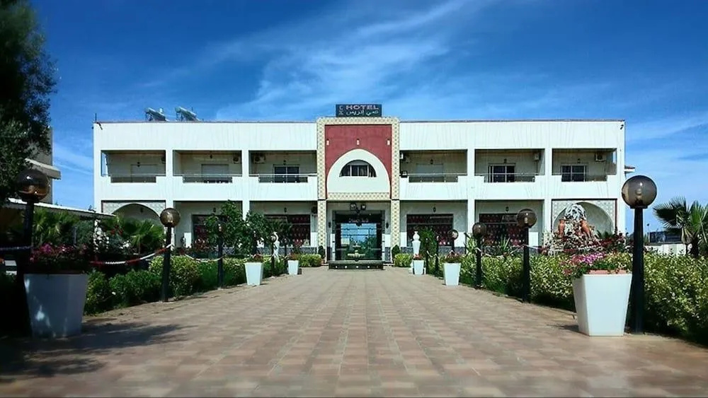 Hotel photo 1