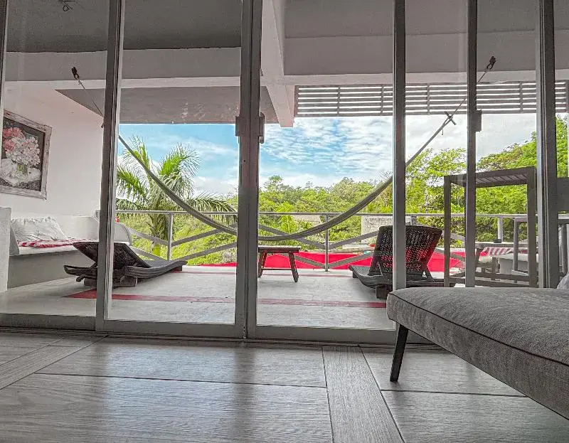 Deluxe Suite with balcony