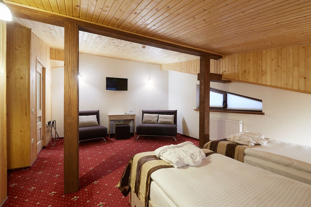 Deluxe Double room (twin beds)