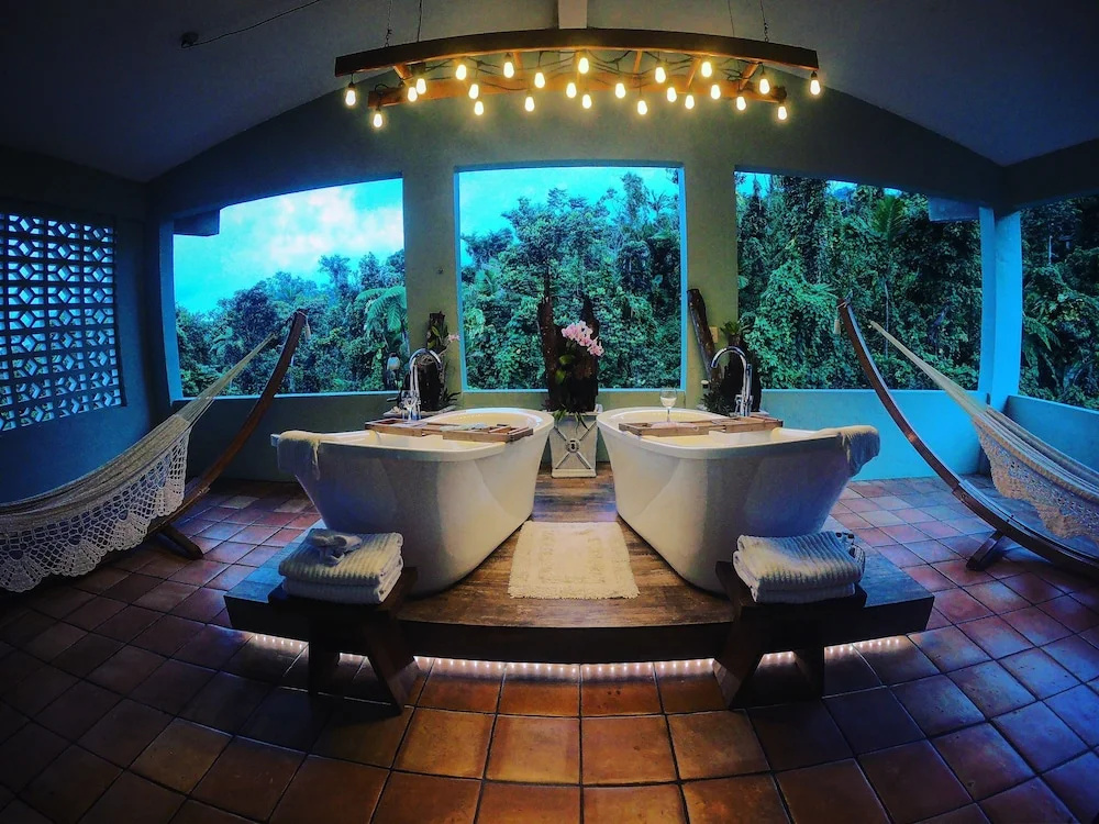 Suite with balcony