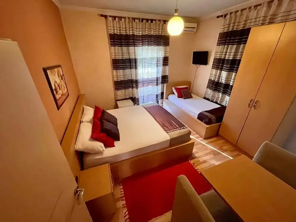 Algo Hotel
