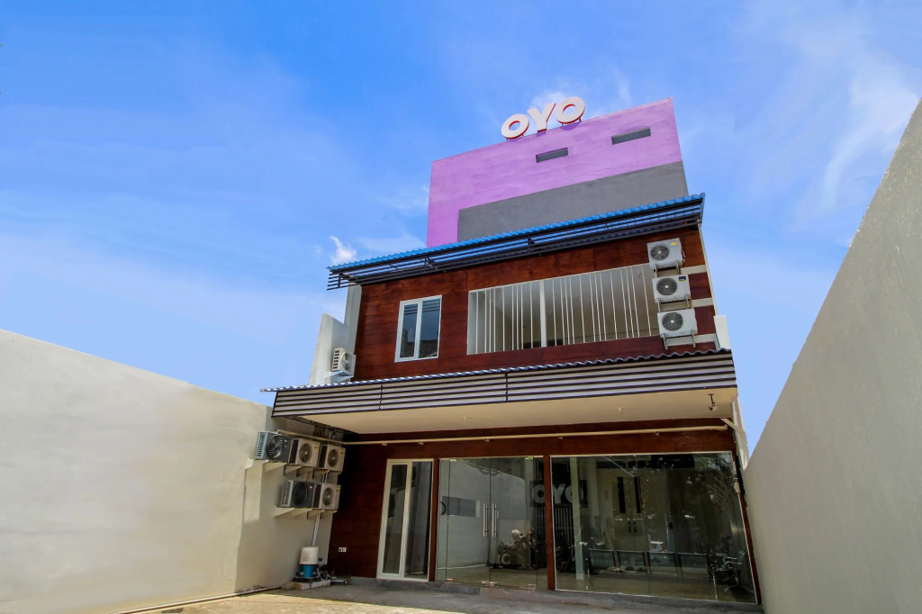 OYO 168 K-15 Residence